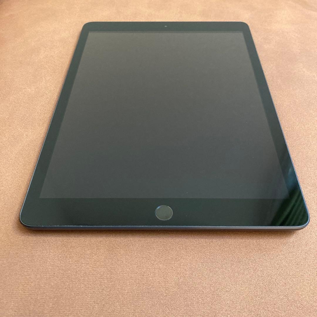 3334【早い者勝ち】iPad7 第7世代 32GB WIFIモデル☆