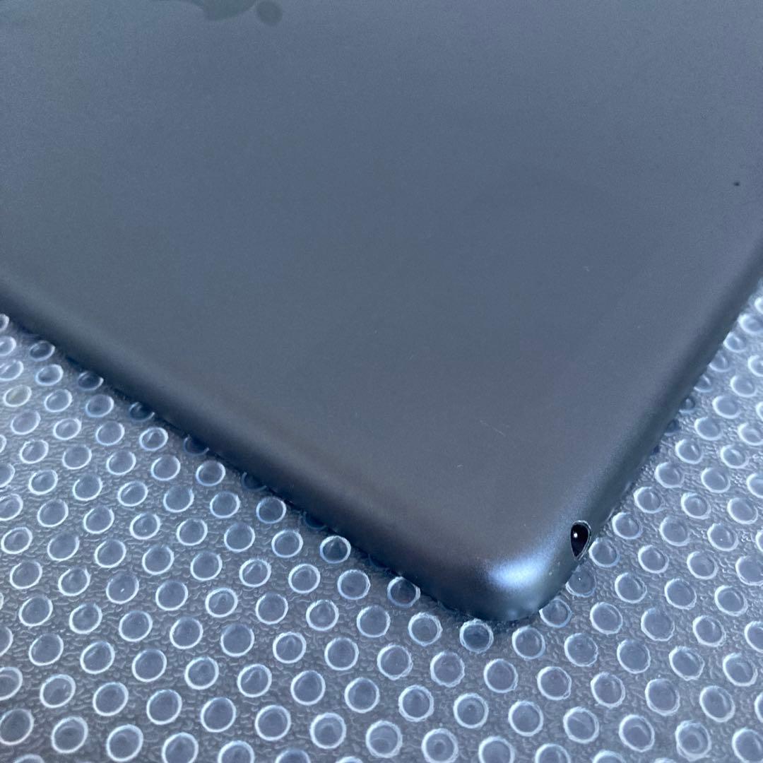 3025【早い者勝ち】iPad7 第7世代 32GB WIFIモデル☆