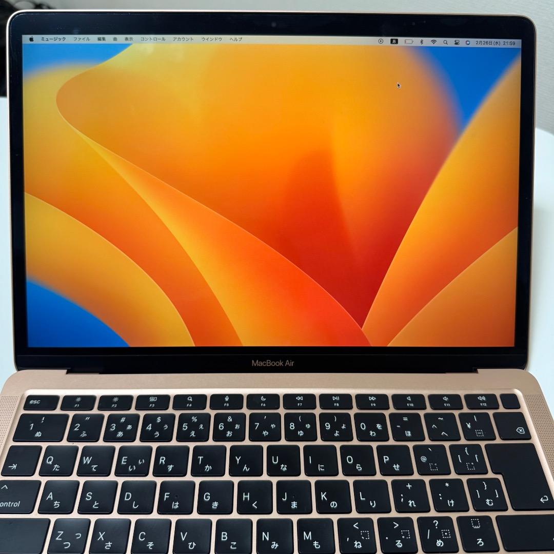 Macbook air M1 2020年モデル 8GB SSD256GB