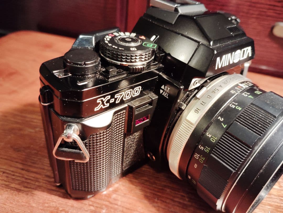 MINOLTA X-700 一眼レフカメラ　傷は少ない！