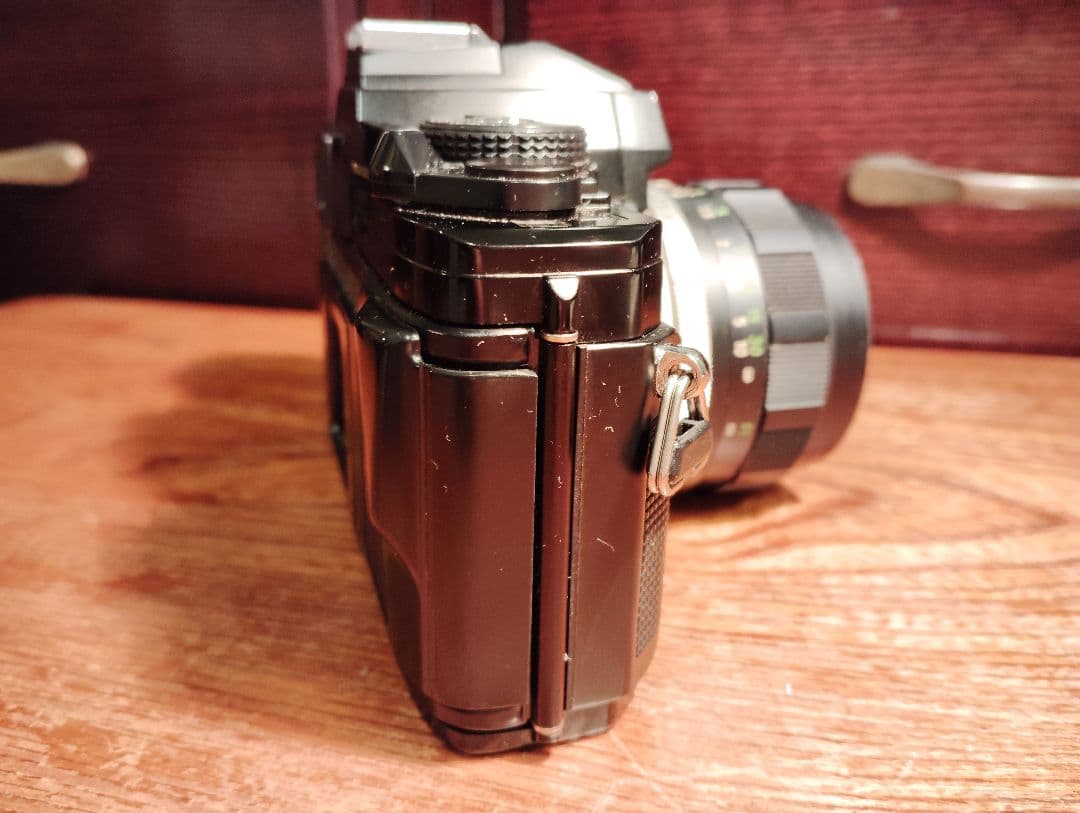 MINOLTA X-700 一眼レフカメラ　傷は少ない！