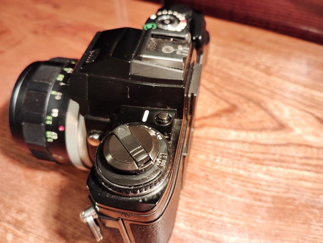 MINOLTA X-700 一眼レフカメラ　傷は少ない！