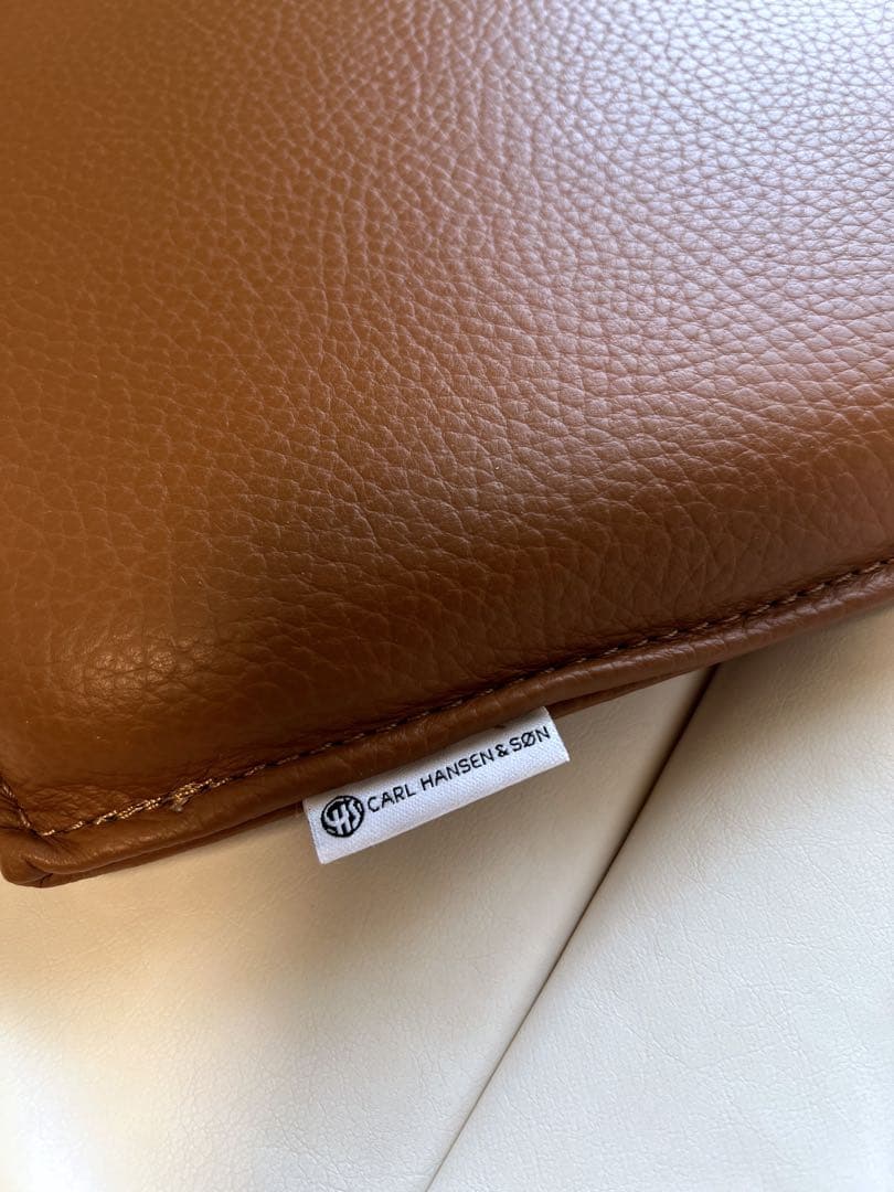 CARL HANSEN & SON ブラウンレザークッション　ワイチェア