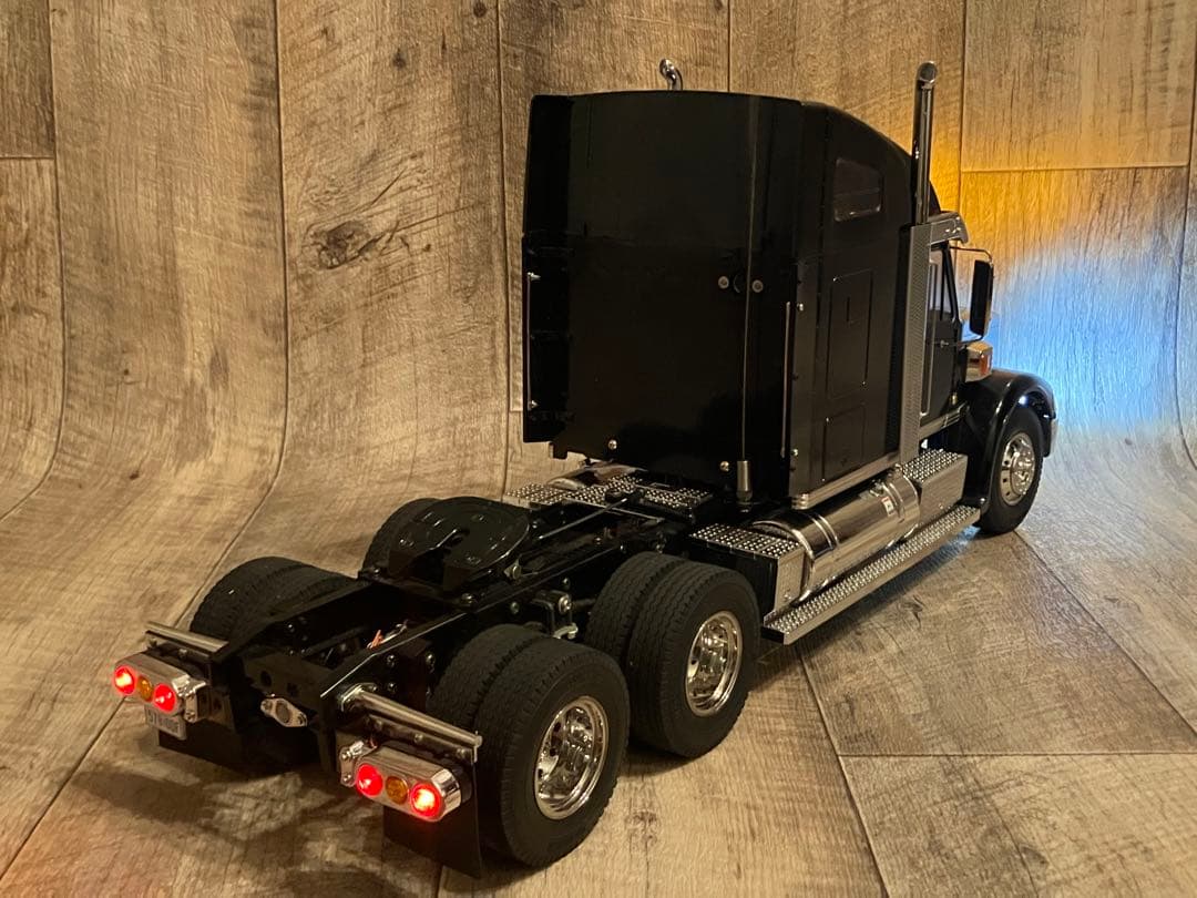 タミヤ1/14 ナイトハウラー フルオペレーション