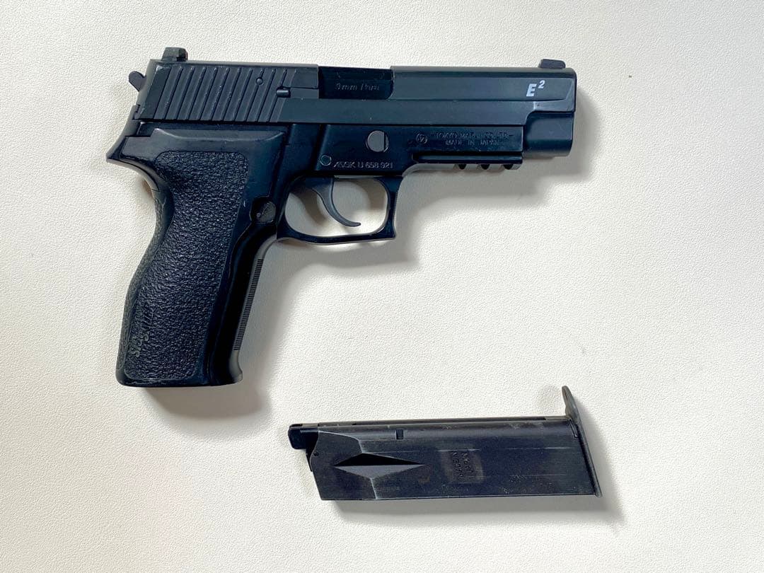 【週末セール】点検済　東京マルイ　p226 e2 ガスブロ