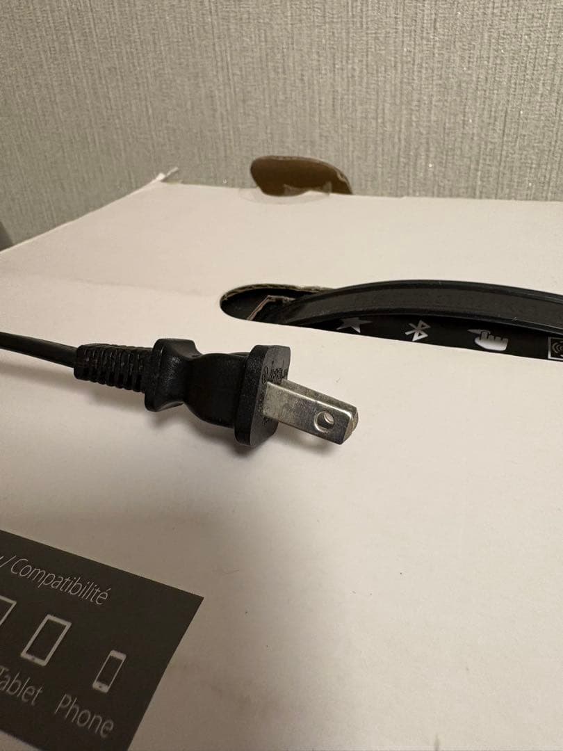 Harman Kardon Aura Studio ワイヤレススピーカー