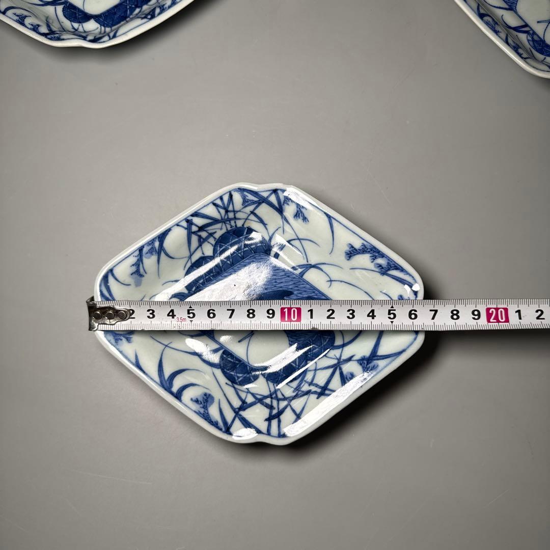 古伊万里　染付白鷺文様変形皿　五客　初出　料理屋　古器を楽しむ