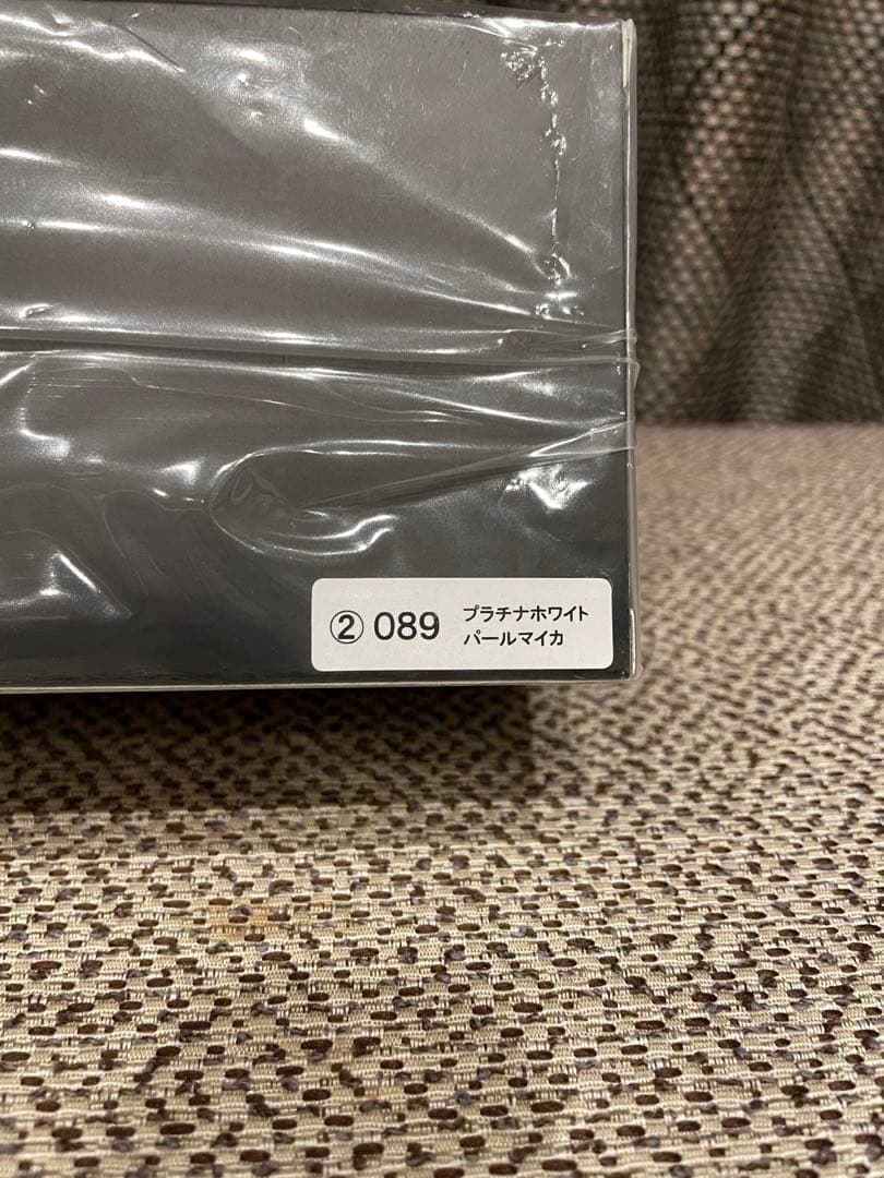 ランクル250 zxミニカー　パールホワイト 新品未使用　シュリンク開封なし