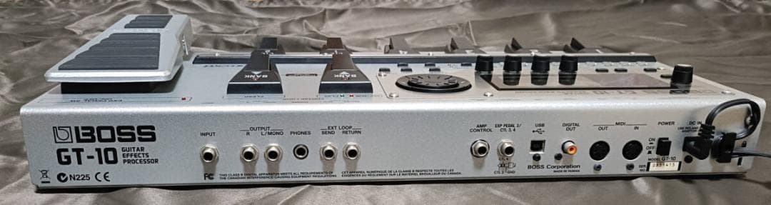 BOSS GT-10 マルチエフェクター アダプタ 説明書 キャリングバッグ付き