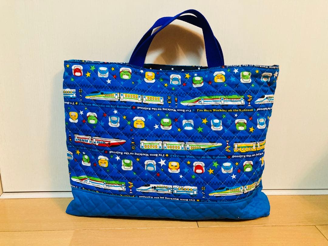 皆んな大好きかっこいい新幹線入園入学グッズ☆キルト生地☆ブルー