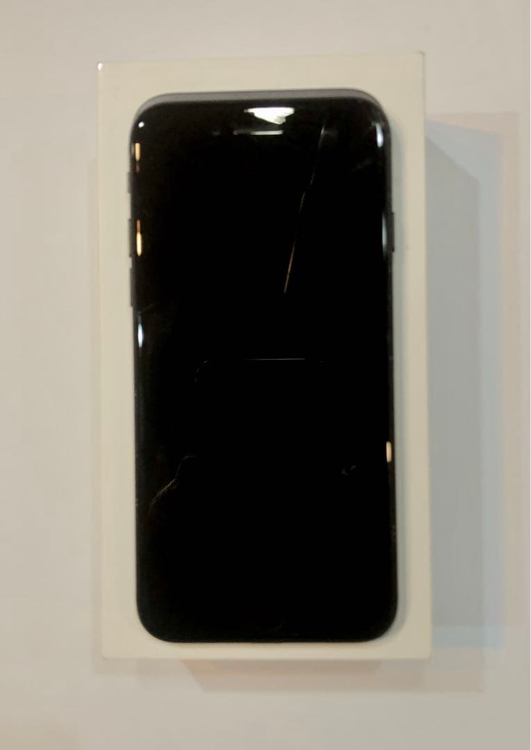 Apple iPhone 7 128GBブラック 本体 箱付き　バッテリー91%