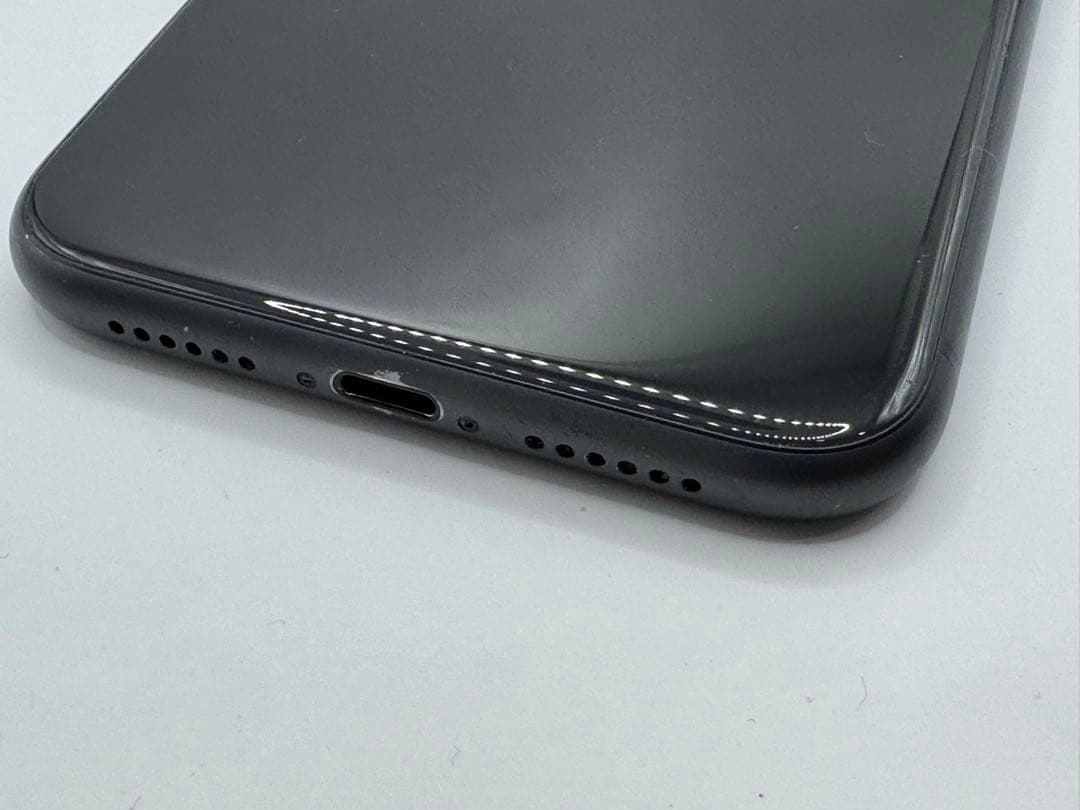 ◆Apple iPhone 11 64GB SIMロック解除済み ◆