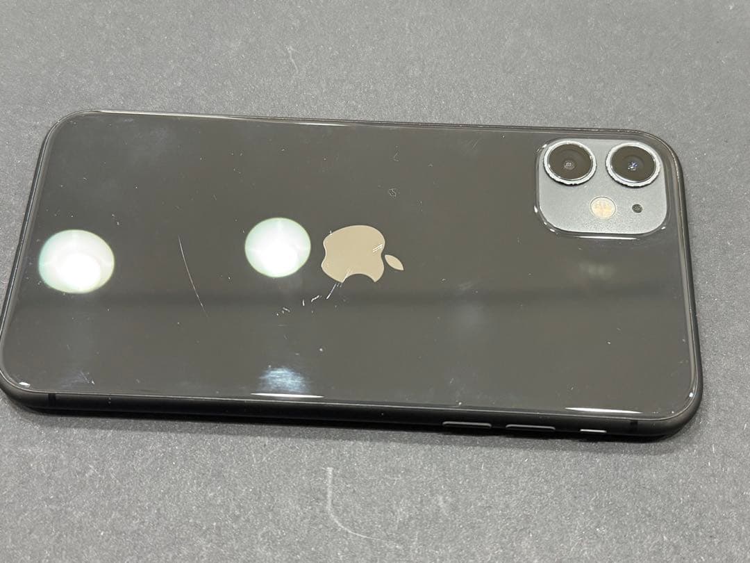 ◆Apple iPhone 11 64GB SIMロック解除済み ◆