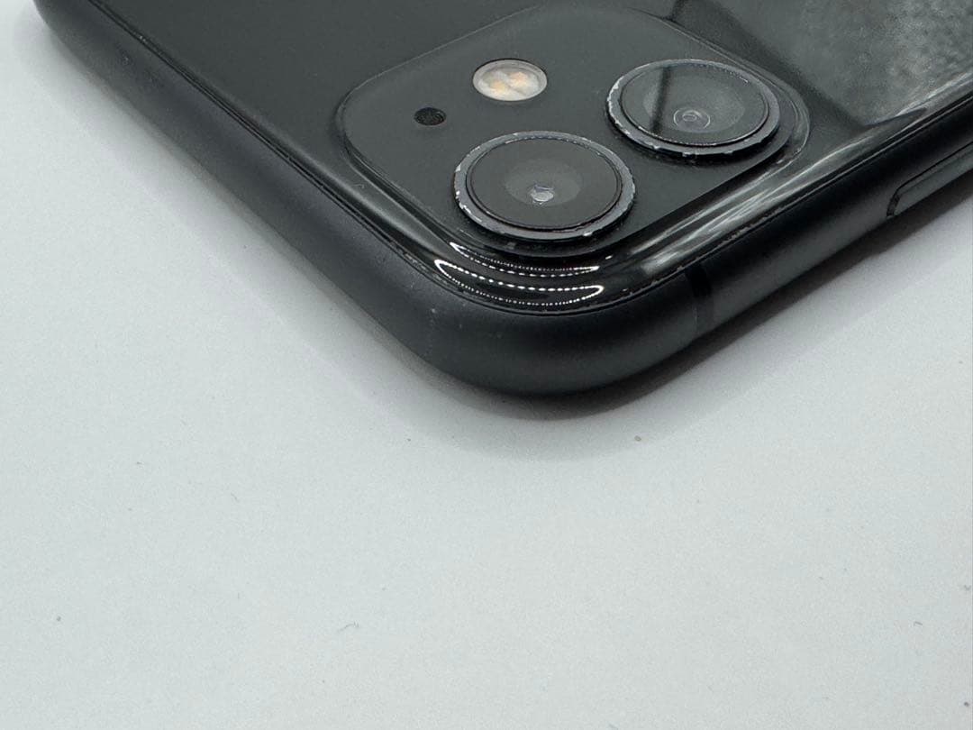 ◆Apple iPhone 11 64GB SIMロック解除済み ◆