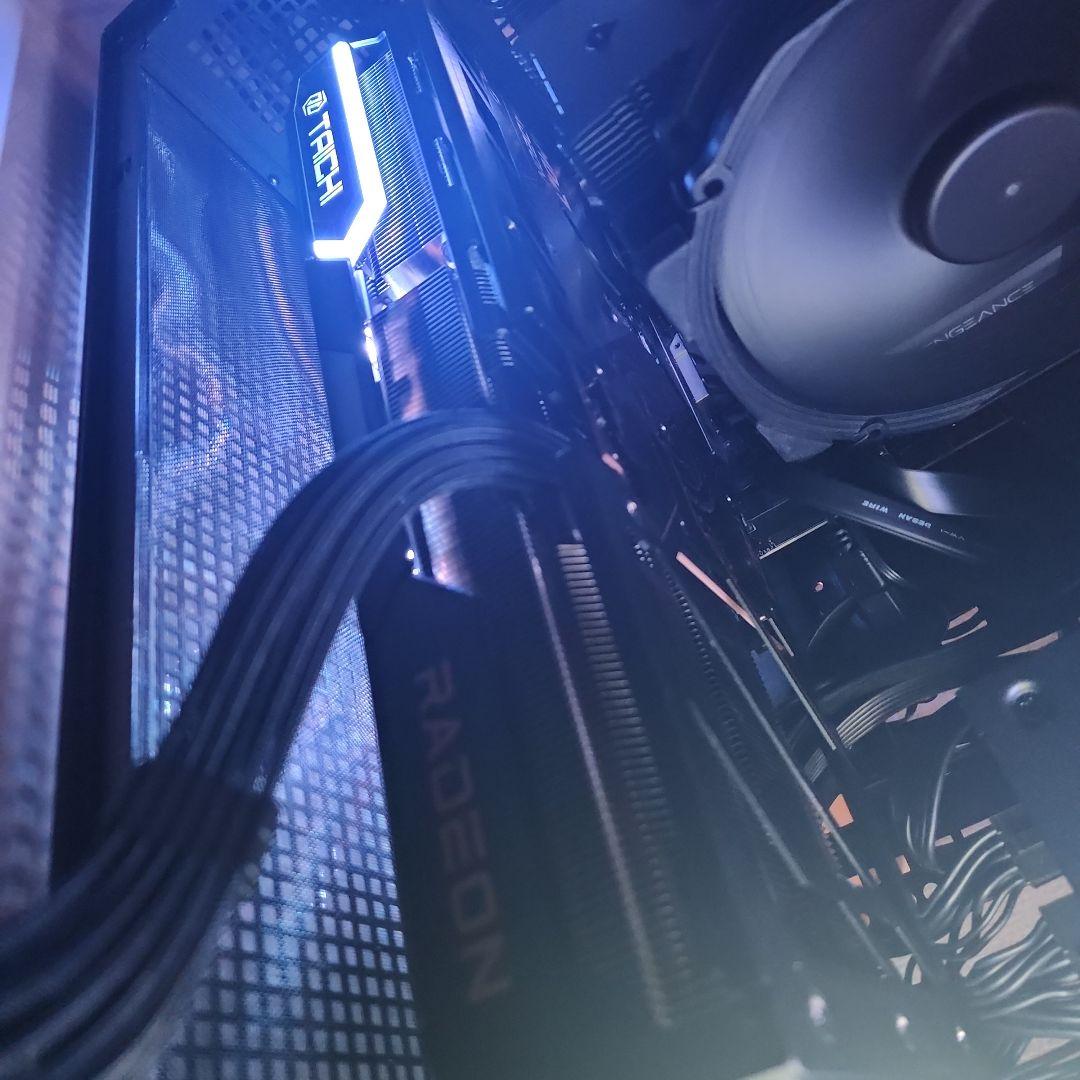 ASRock Taichi Radeon 9070XT OC グラフィックボード