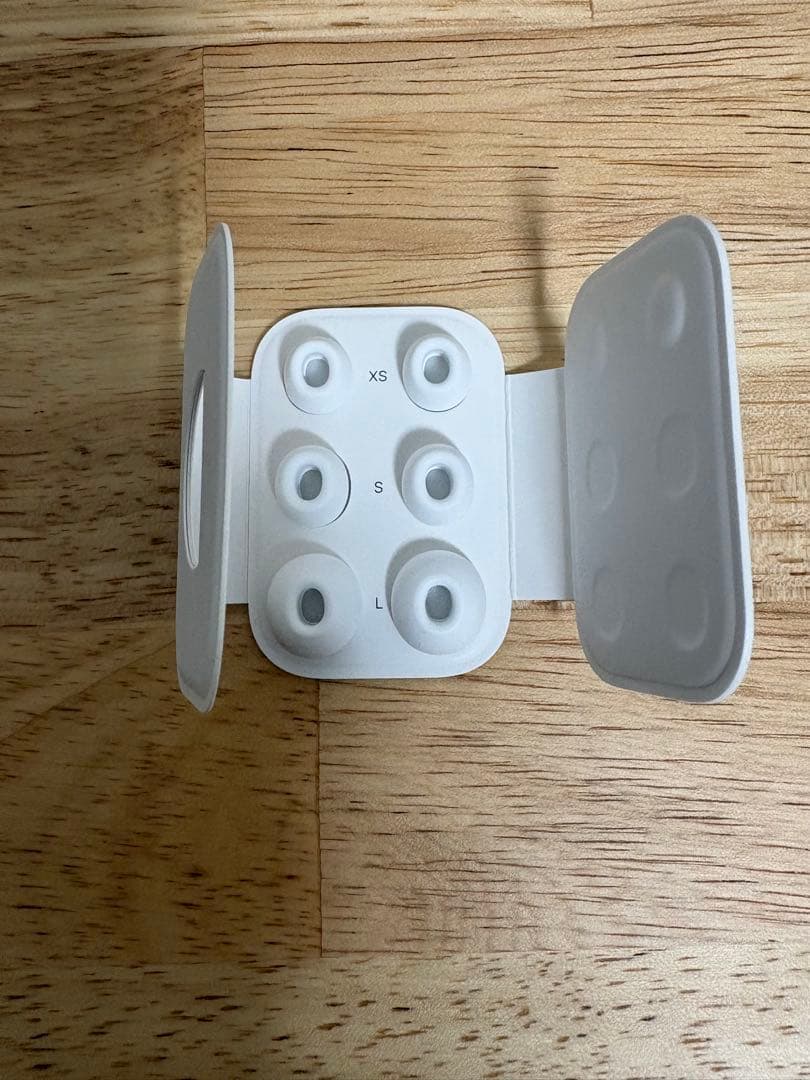 Apple AirPodsPro2 充電ケース及び右耳のみ(USB-C)