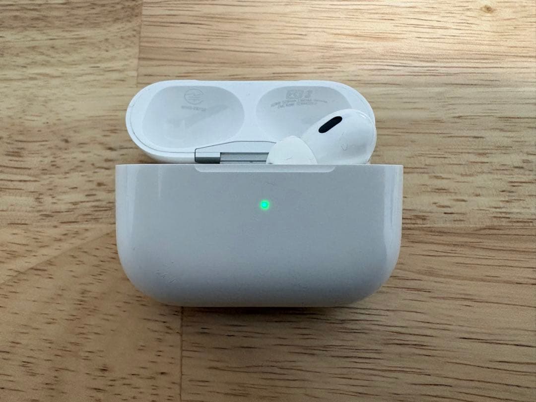 Apple AirPodsPro2 充電ケース及び右耳のみ(USB-C)