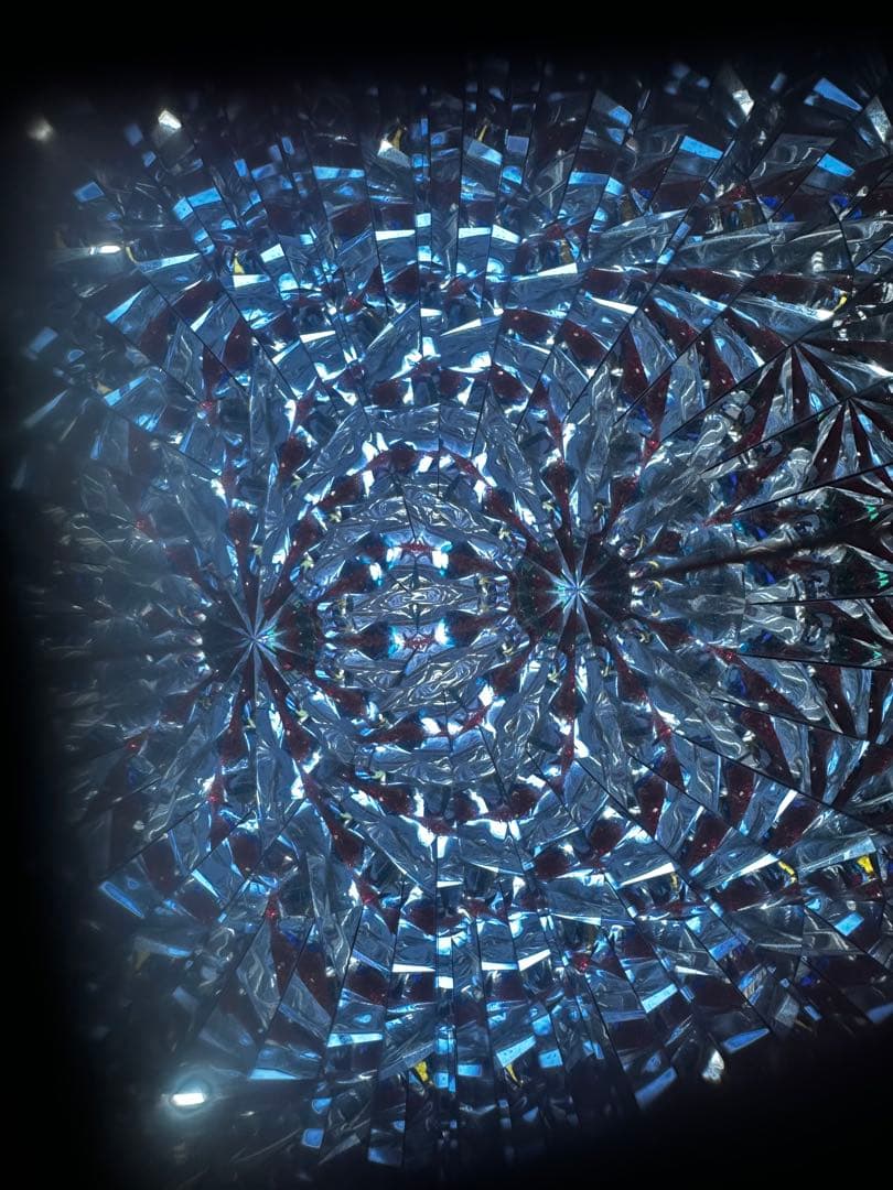 万華鏡幾何学模様の装飾オブジェが観れる