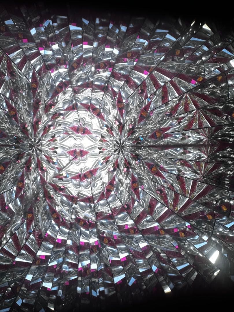 万華鏡幾何学模様の装飾オブジェが観れる