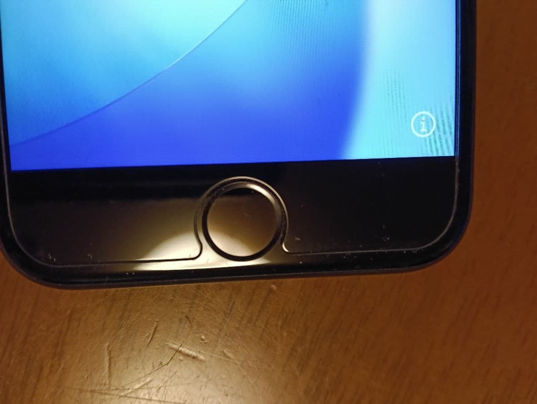 iPhone SE2 128 ブラック Apple store一括購入品