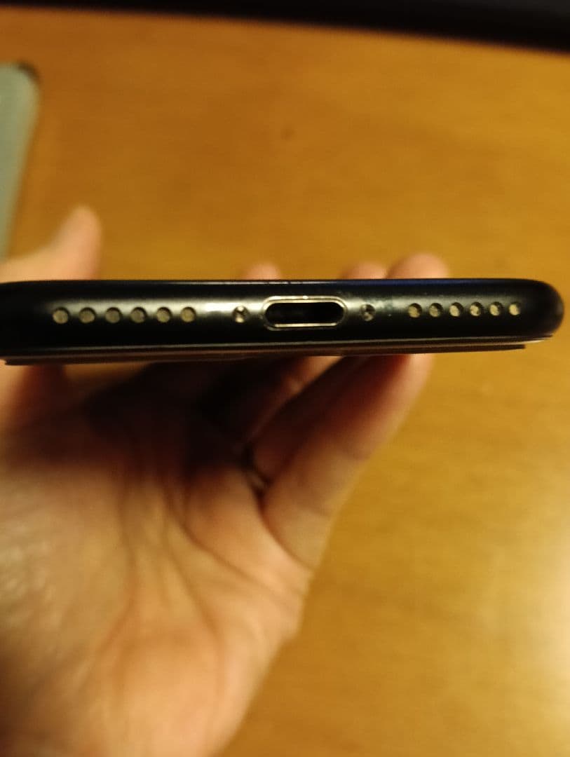 iPhone SE2 128 ブラック Apple store一括購入品