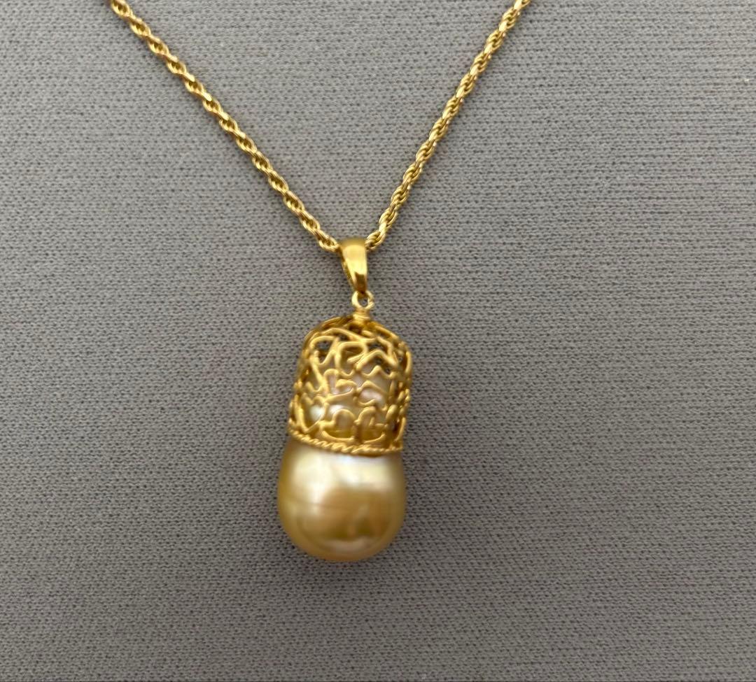 白蝶真珠18Kデザインペンダントトップ