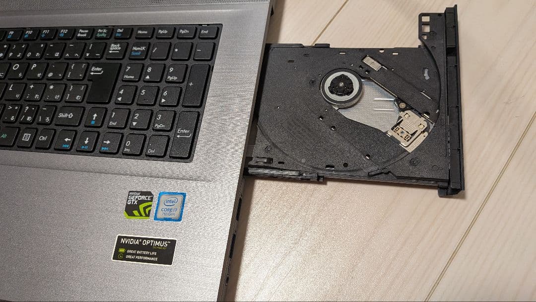 Diginnos 17インチ ノートパソコン　i7-7500U　GTX950M