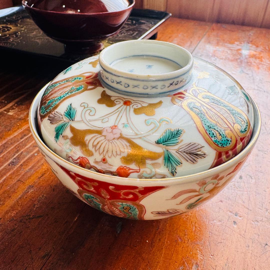 骨董皿　古伊万里　金彩色　絵蓋付ご飯茶碗2客　麒麟　江戸期　軍配文
