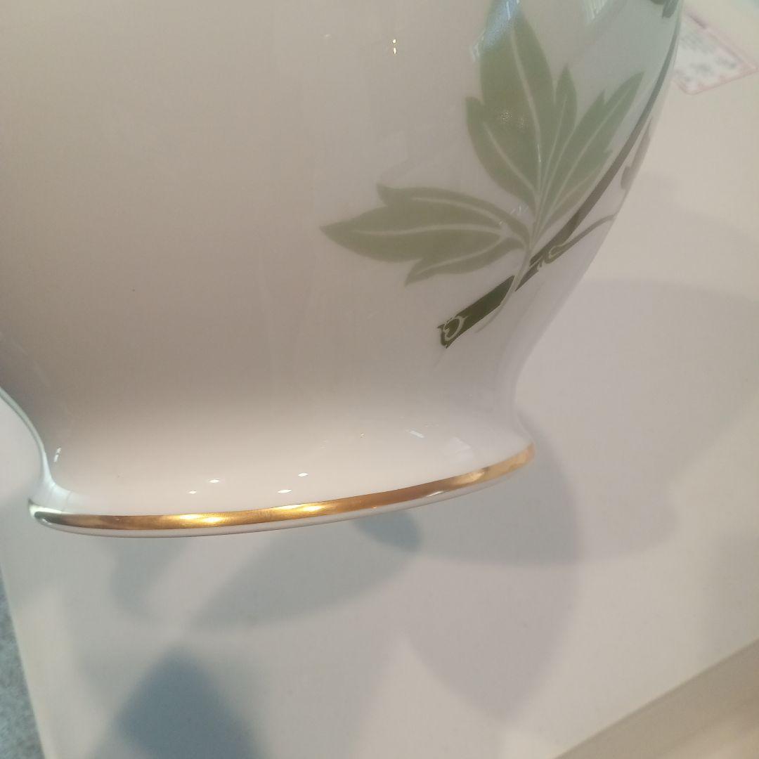 大倉陶園　金彩　牡丹花瓶　OKURA
