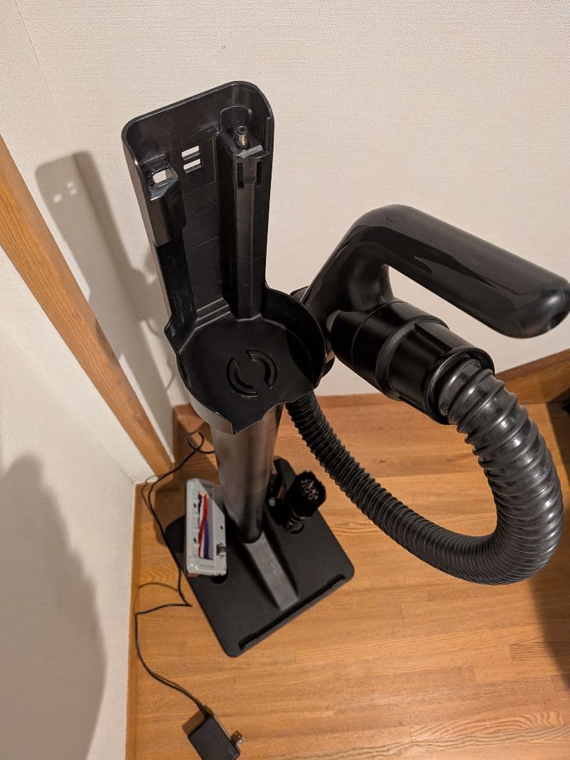 【良品】日立　スティッククリーナー　PV-BH900K　スタンドおまけ