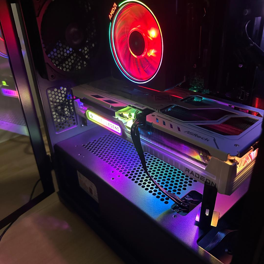 【美品】【保証】ASRock　RadeonRX9060XT16GB