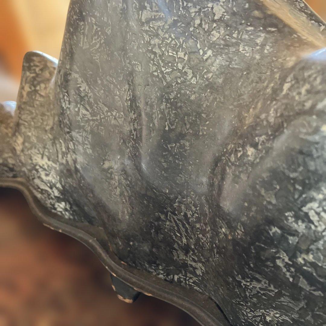 最長77センチ台座付きの水石です 鑑定書付き 素材は何か分かりません　大きいです