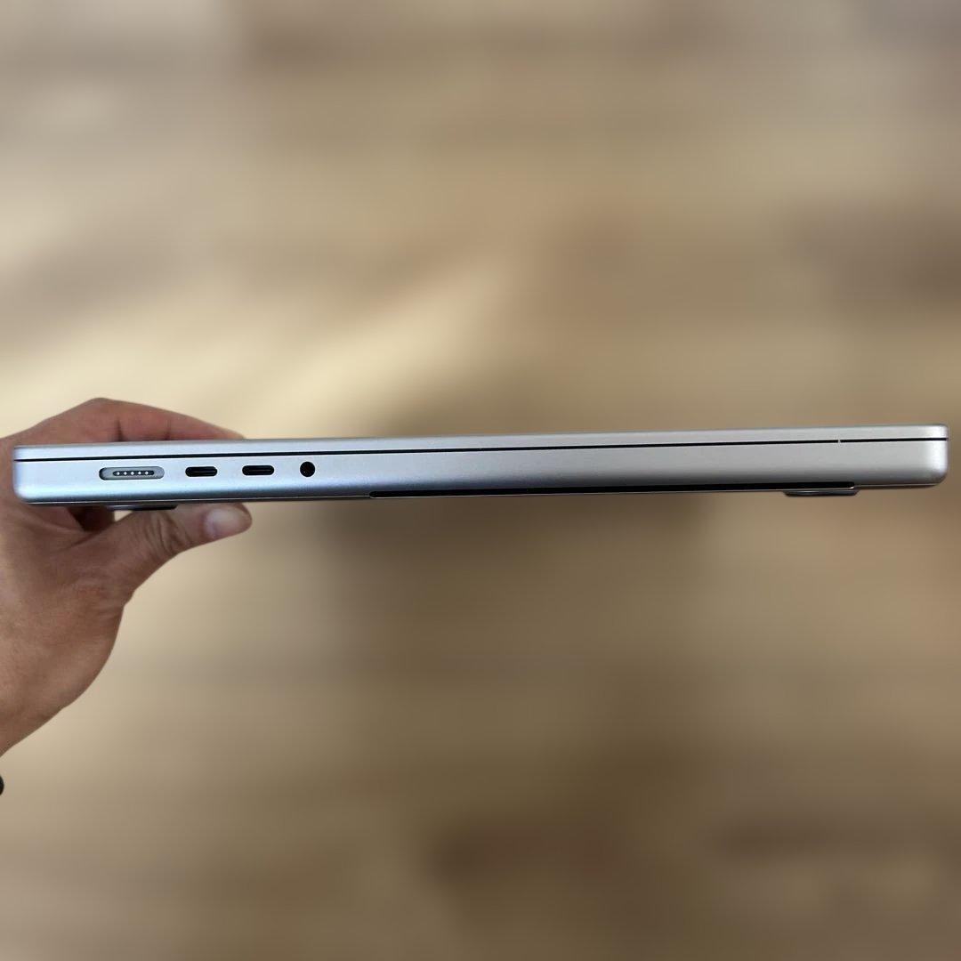 美品快速MacBookPro 16インチ M1 32GB500GB 16core