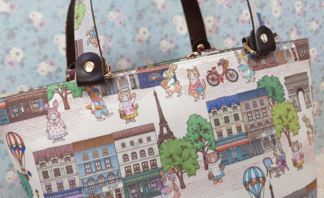 ジョリーフルール　コラコラ&テイラー　バッグチャーム付トート