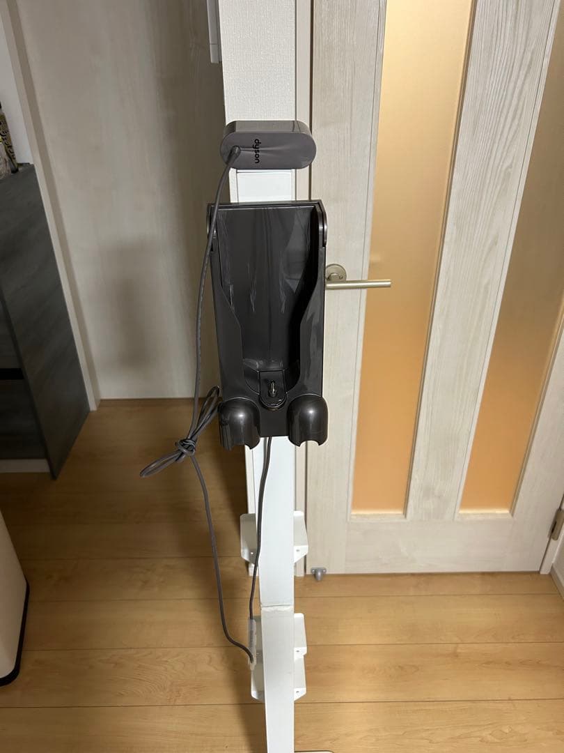 ダイソンsv14 コードレスクリーナー　ジャンク品