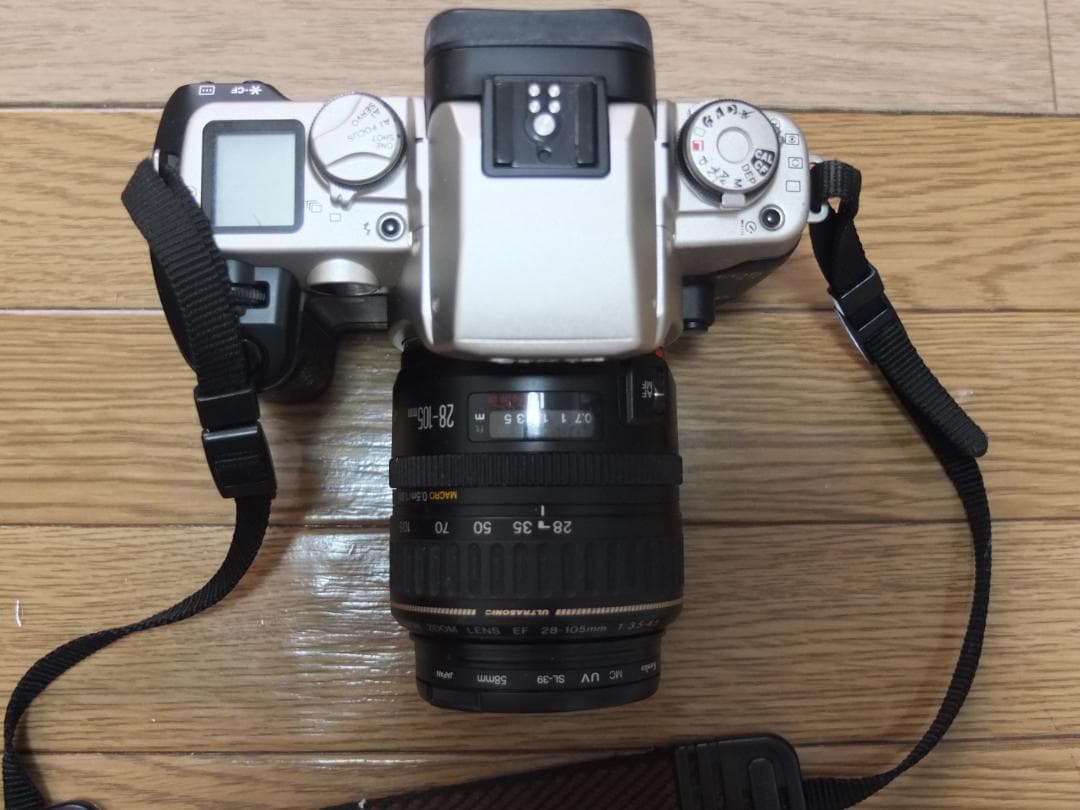 キャノン　EOS55　レンズ２本　バッグ・三脚セット