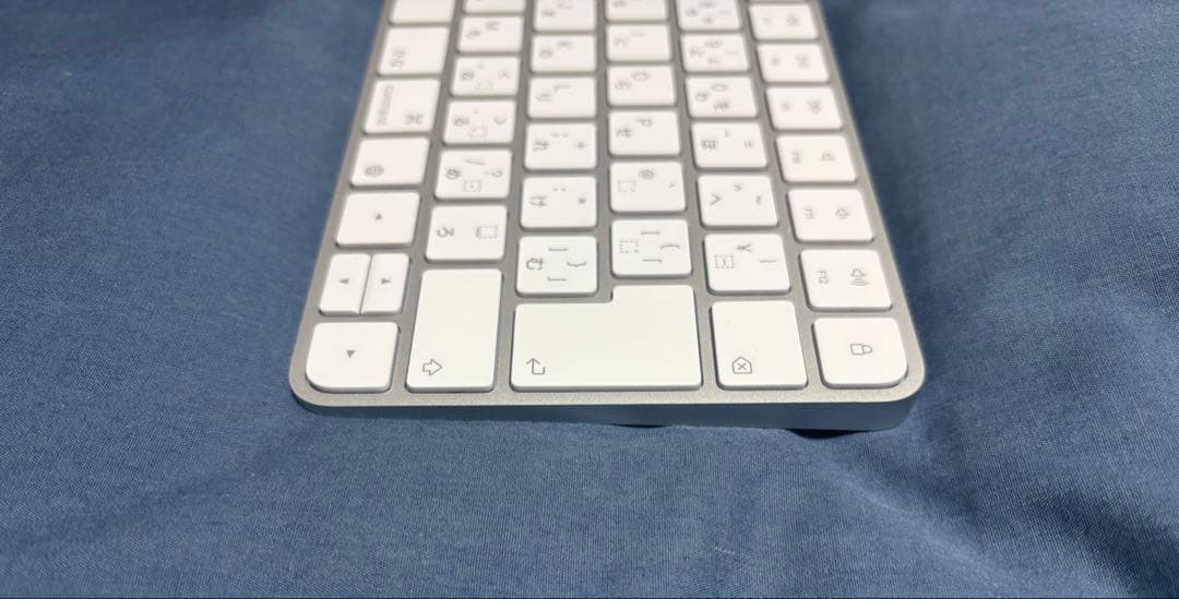 【美品】Apple Magic Keyboard 日本語配列 充電ケーブル付き