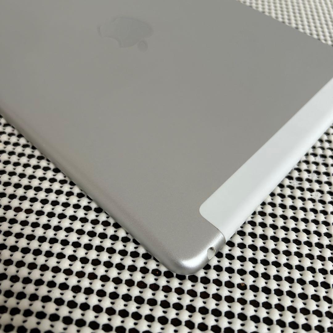 69【早い者勝ち】電池最良好☆iPad Air2 第2世代 16GB au☆