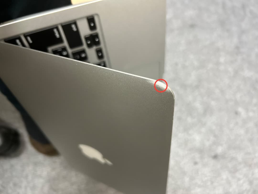 MacBook Air Early 2014 Corei5 4Gb 11インチ