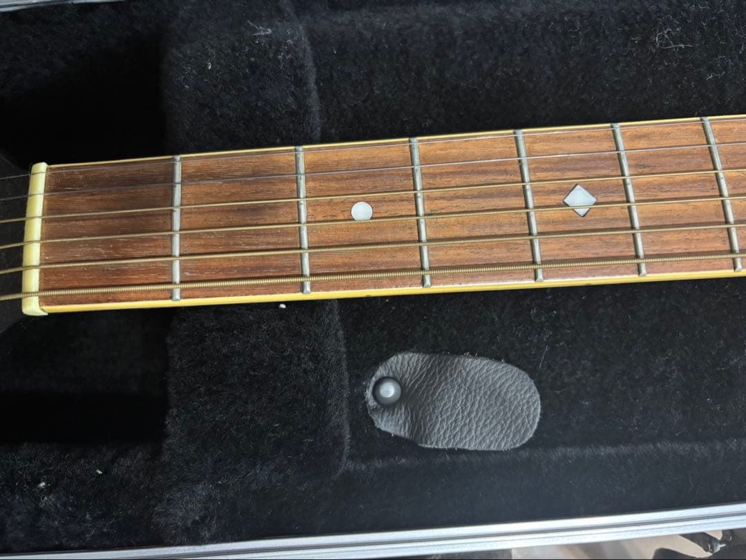 Ovation Celebrity CC 057 アコースティックギター