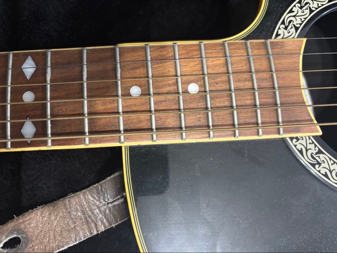 Ovation Celebrity CC 057 アコースティックギター