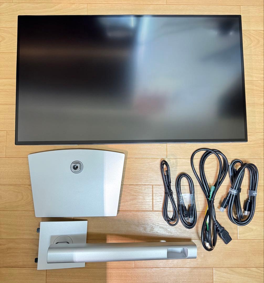 ディスプレイ・モニター本体 DELL U2723QX