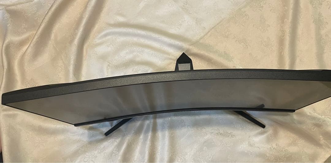 MSI Optix G24C4 湾曲モニター23.6インチ ゲーミングモニター