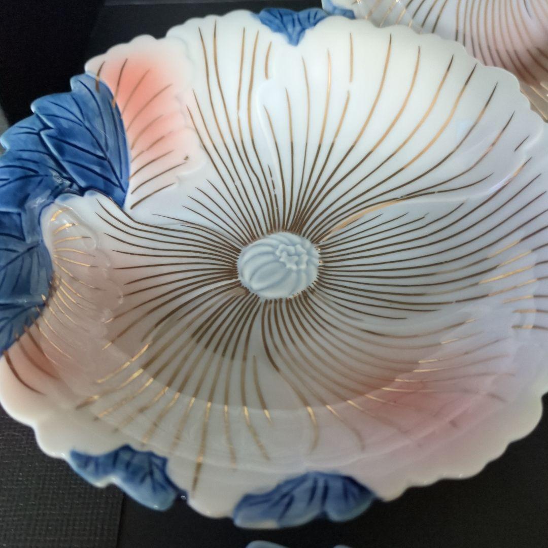 特選有田焼　根之吉窯　多用鉢　牡丹（未使用品）