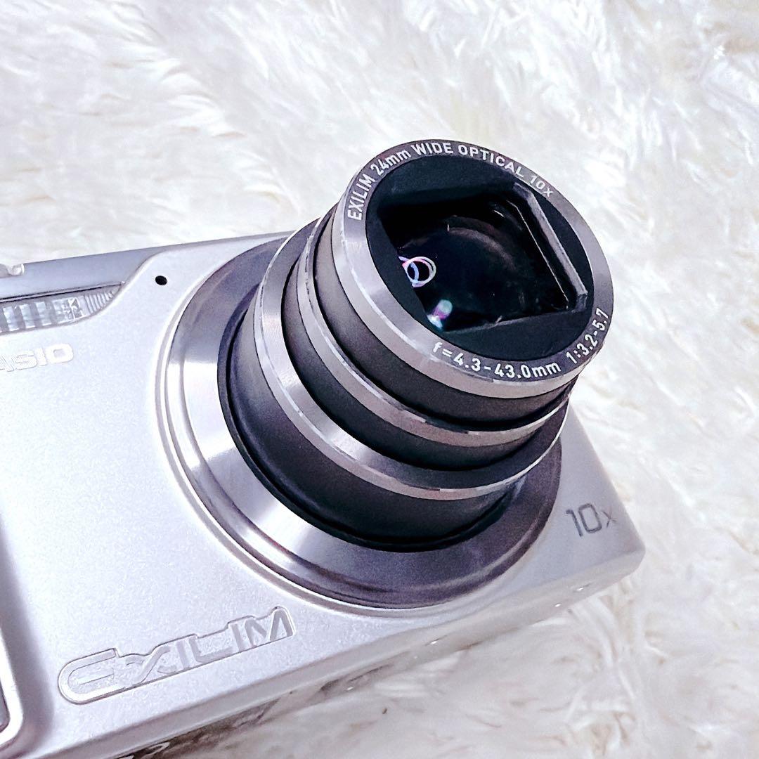 【外観極美品・箱付き・付属品多数】CASIO EXILIM EX-H15カシオ