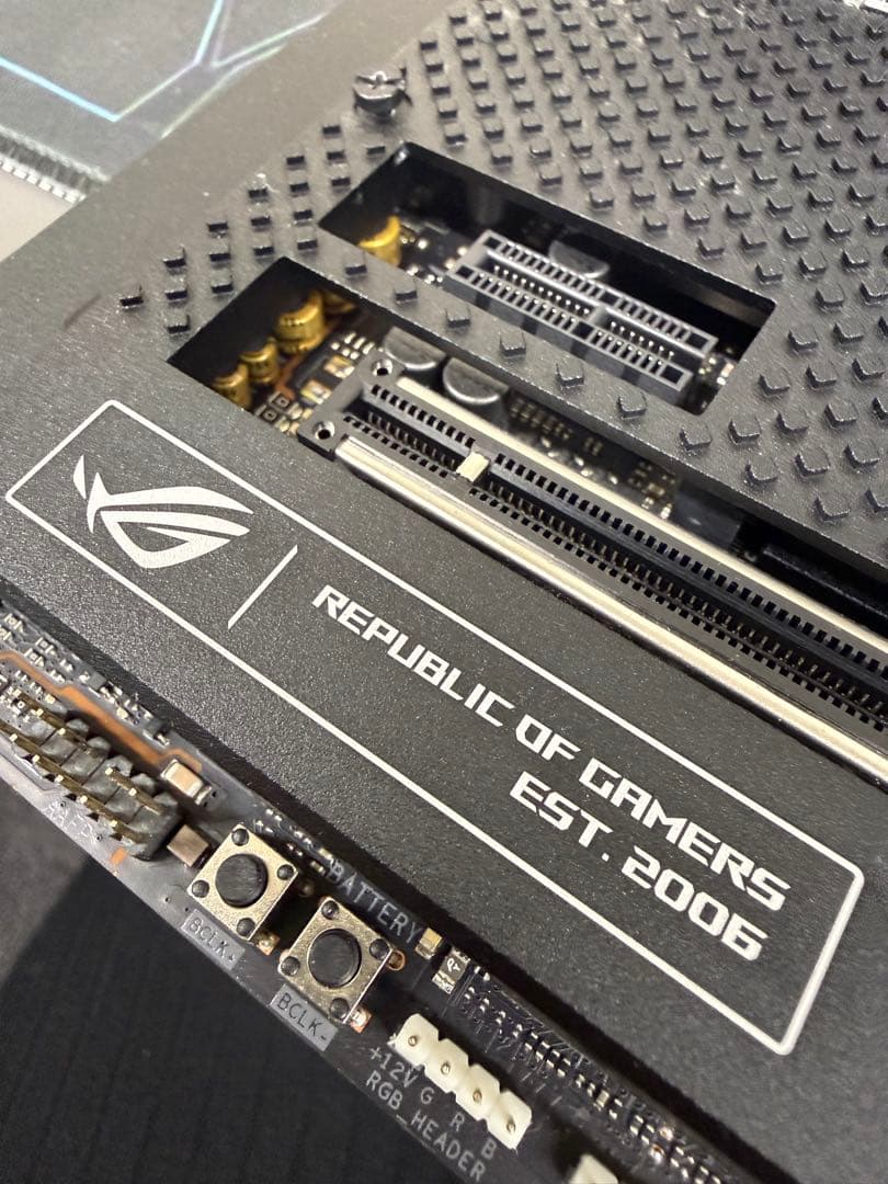 ROGZ690 EXTREME +12900KF +NZXT280クーラー