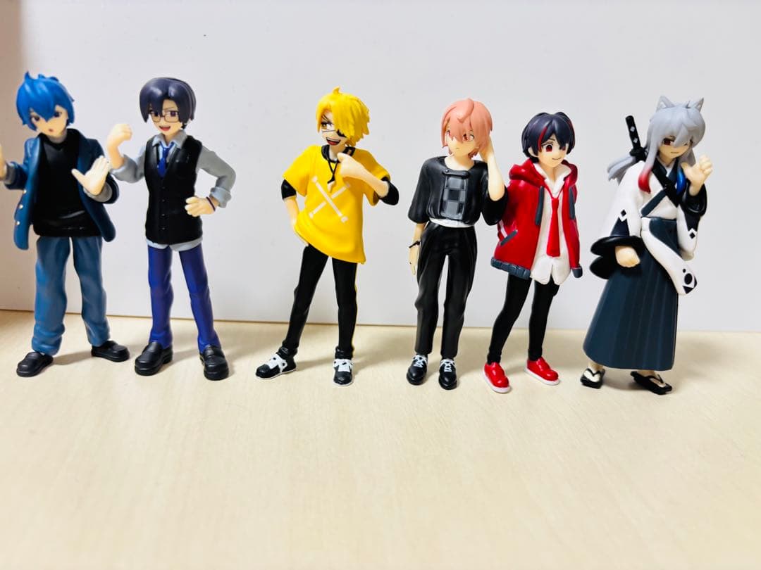 カラフルピーチ　デスクDEフィギュア　11種コンプリートセット　フィギア　集合