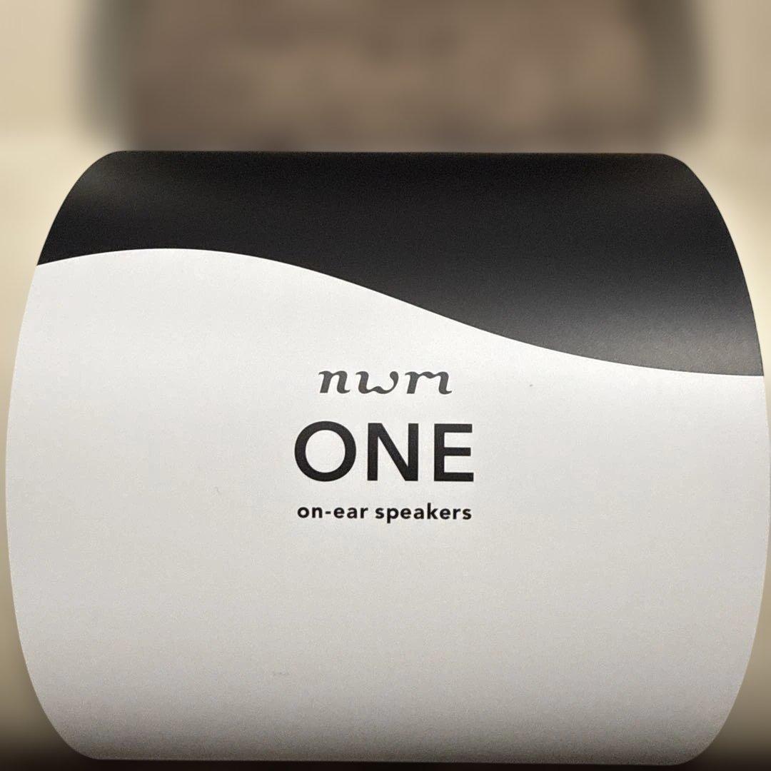 nwm ONE ライトグレイ
