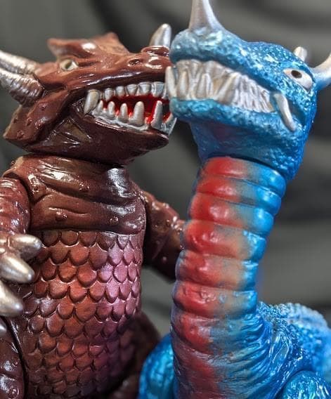 ゼロン＆ミドロン（マスダヤ復刻）「スペクトルマン」登場怪獣ソフビ２体セット