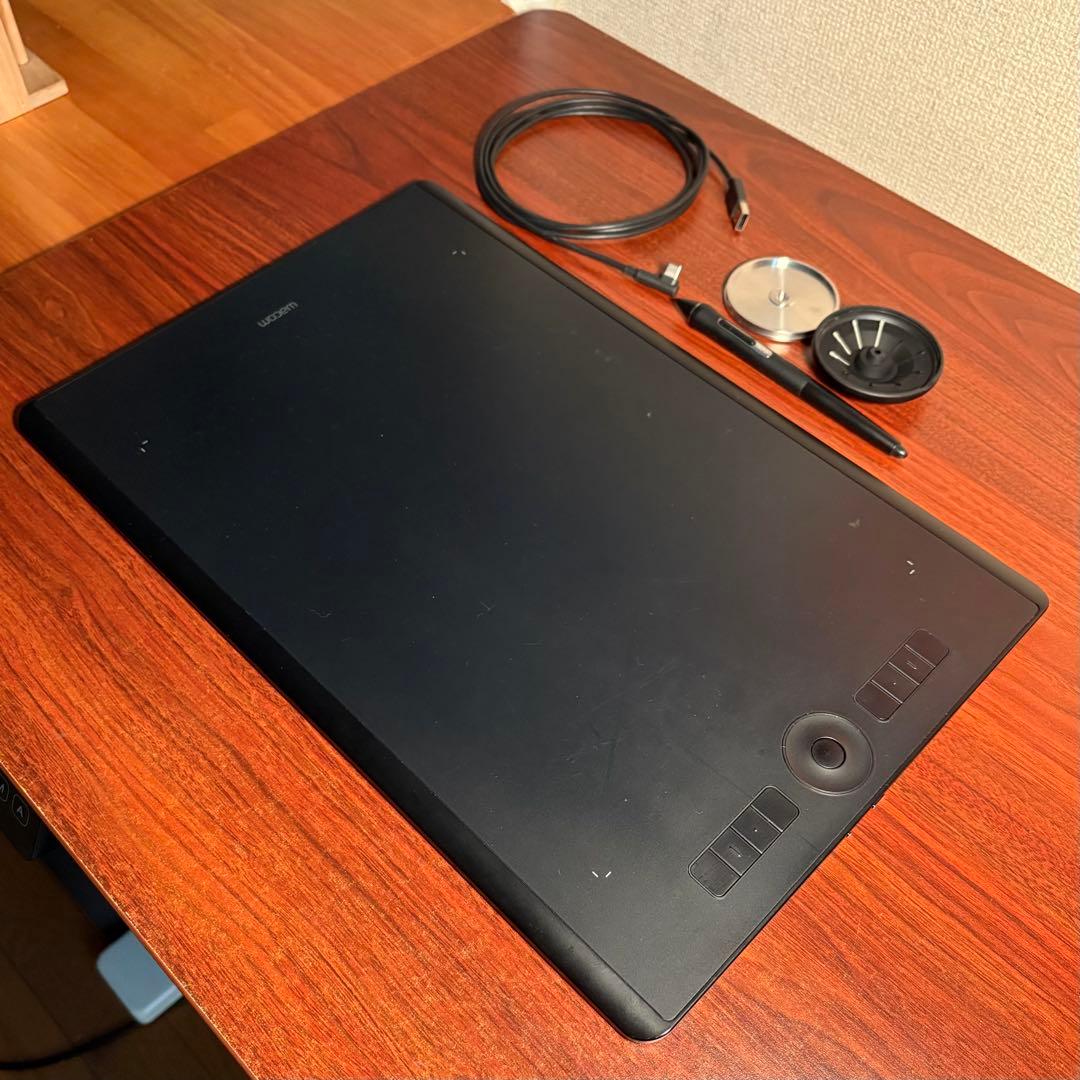 wacom intuos pro Lサイズ　PTH-860